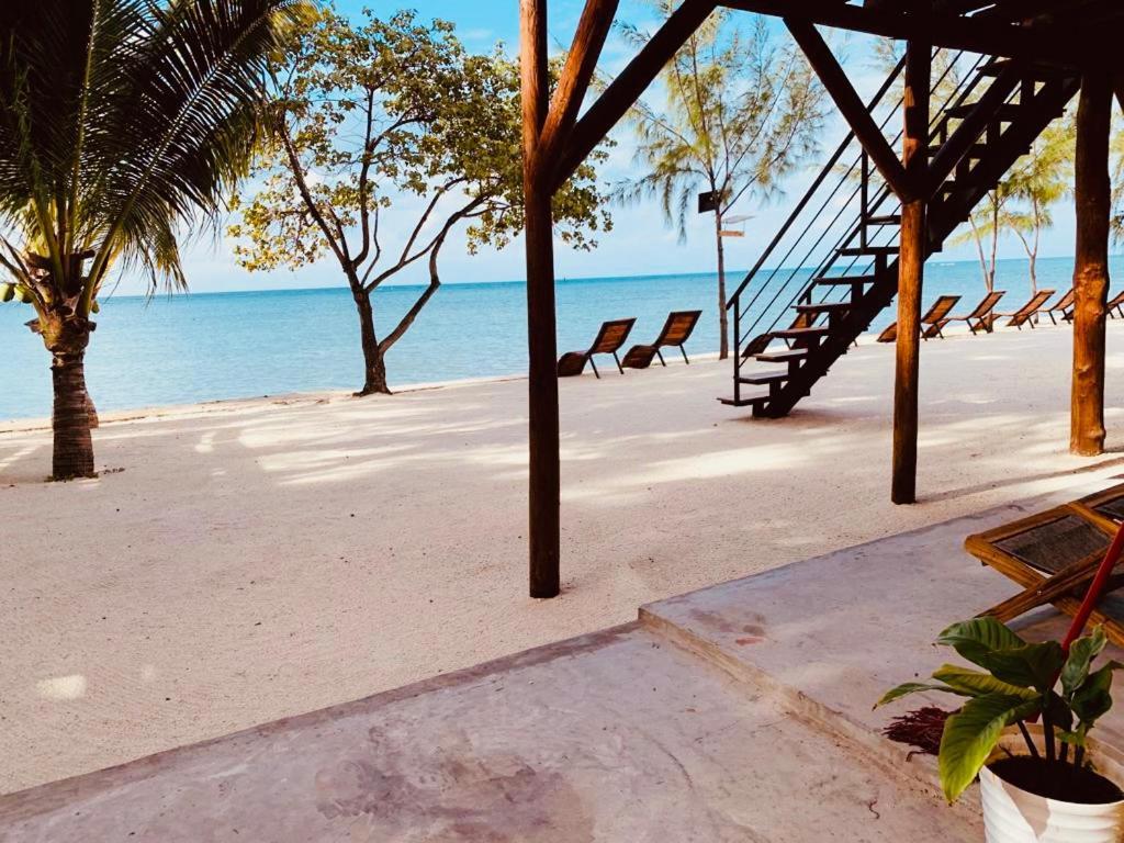 Bon Vivant Front De Mer - Ile Rodrigues Порт-Матюрен Экстерьер фото